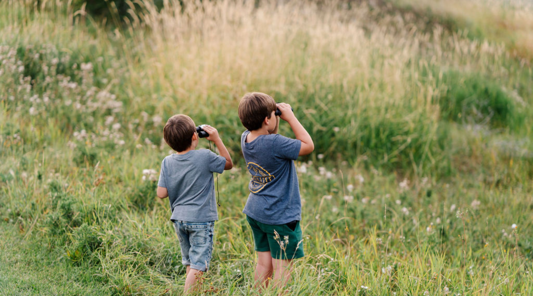 Adventure Beyond the Naked Eye: Binoculars and Kids - A Match Made for Outdoor Exploration!